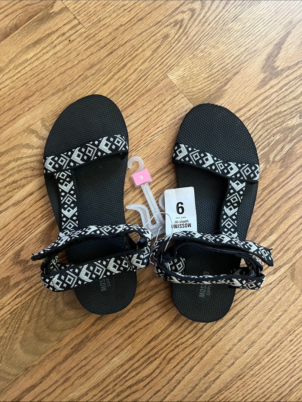 Mossimo Supply Co. Black & White Geometric Strap Women's Sandals